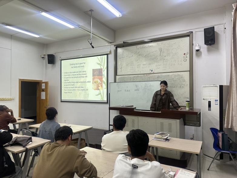 茶韵润课堂 文化架桥梁——MILE米乐集团汉教2301班教学技能实践课开课